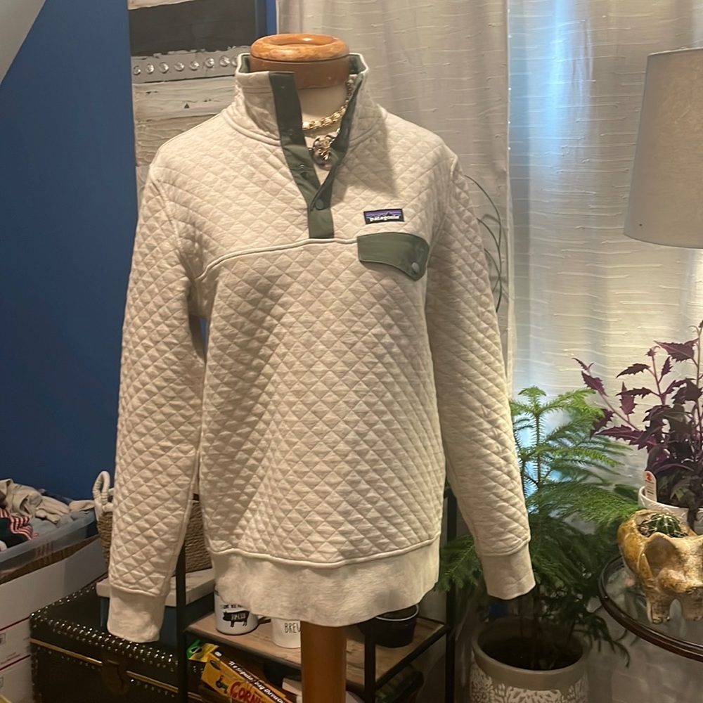 Patagonia quilted organic cotton pullover